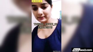 Punjabi sexy maal showing boobs on cam