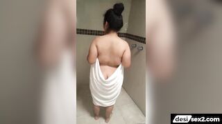 South bhabhi nude hairy pussy video