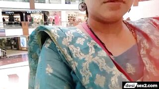 Mallu bhabhi showing pussy in mall toilet