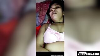 Kamwali lady enjoying soft music and hard fucking!