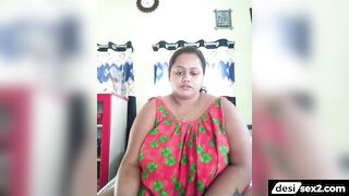 Big boobs desi mom hot nude selfie