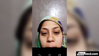 Village cam bhabhi shows in nude sex show