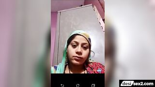 Village cam bhabhi shows in nude sex show