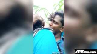 Desi Lovers Kissing in the farm