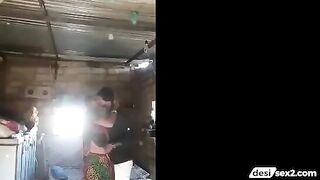 Gujarati bhabhi ko chodne ka hidden cam mms