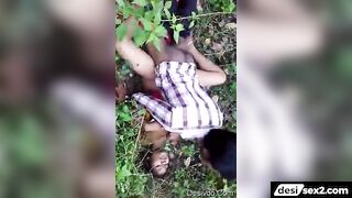 Andhra young callgirl fucking in jungle