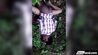 Andhra young callgirl fucking in jungle