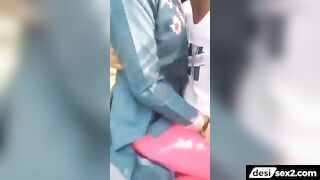 Maal ladki ko bike par bitha ke boobs chuse