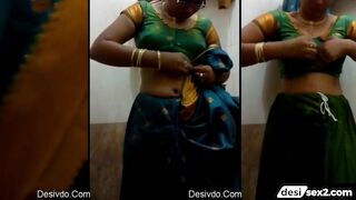 Tamil colleague stripped her saree and showed her hot pussy