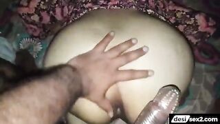 Muslim aunty big ass fart in anal sex video